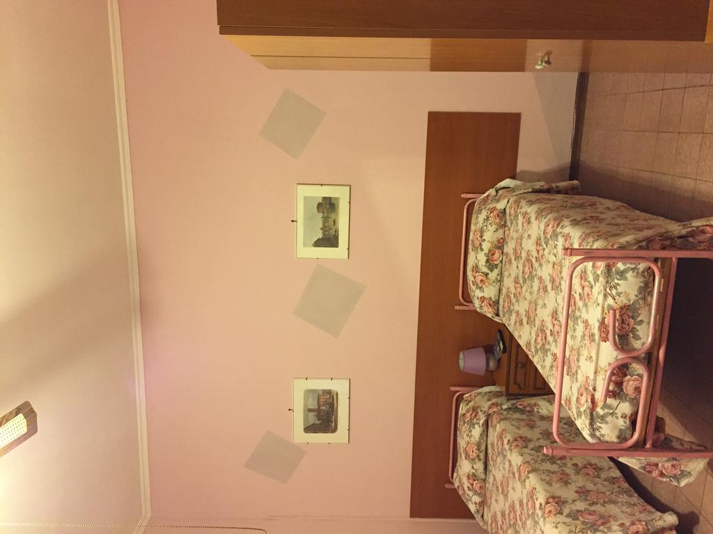 Albergo Anna ชัมปีโน ภายนอก รูปภาพ