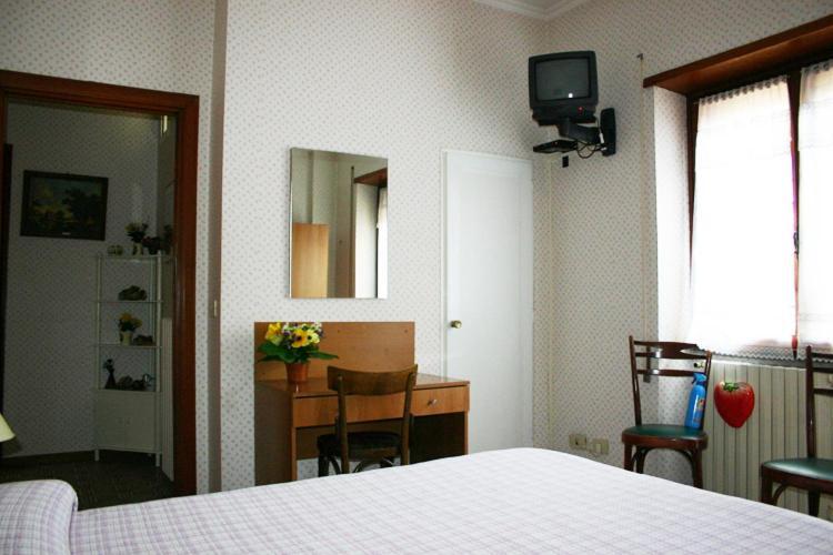 Albergo Anna ชัมปีโน ห้อง รูปภาพ